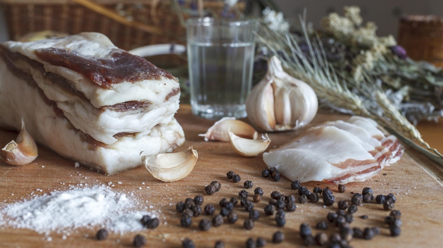 天道中丁元英的诗词