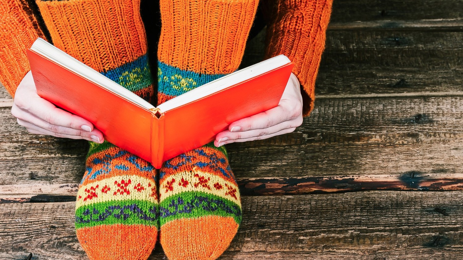 使用Ai写一个仿古书籍页阅读页面