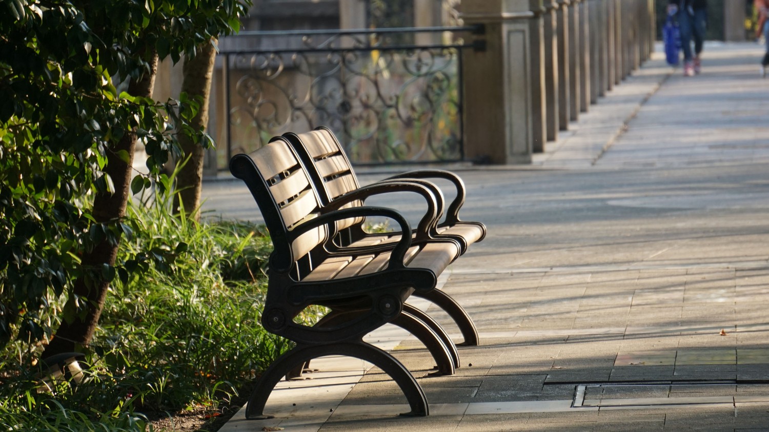 一个简易的照片墙效果页面代码