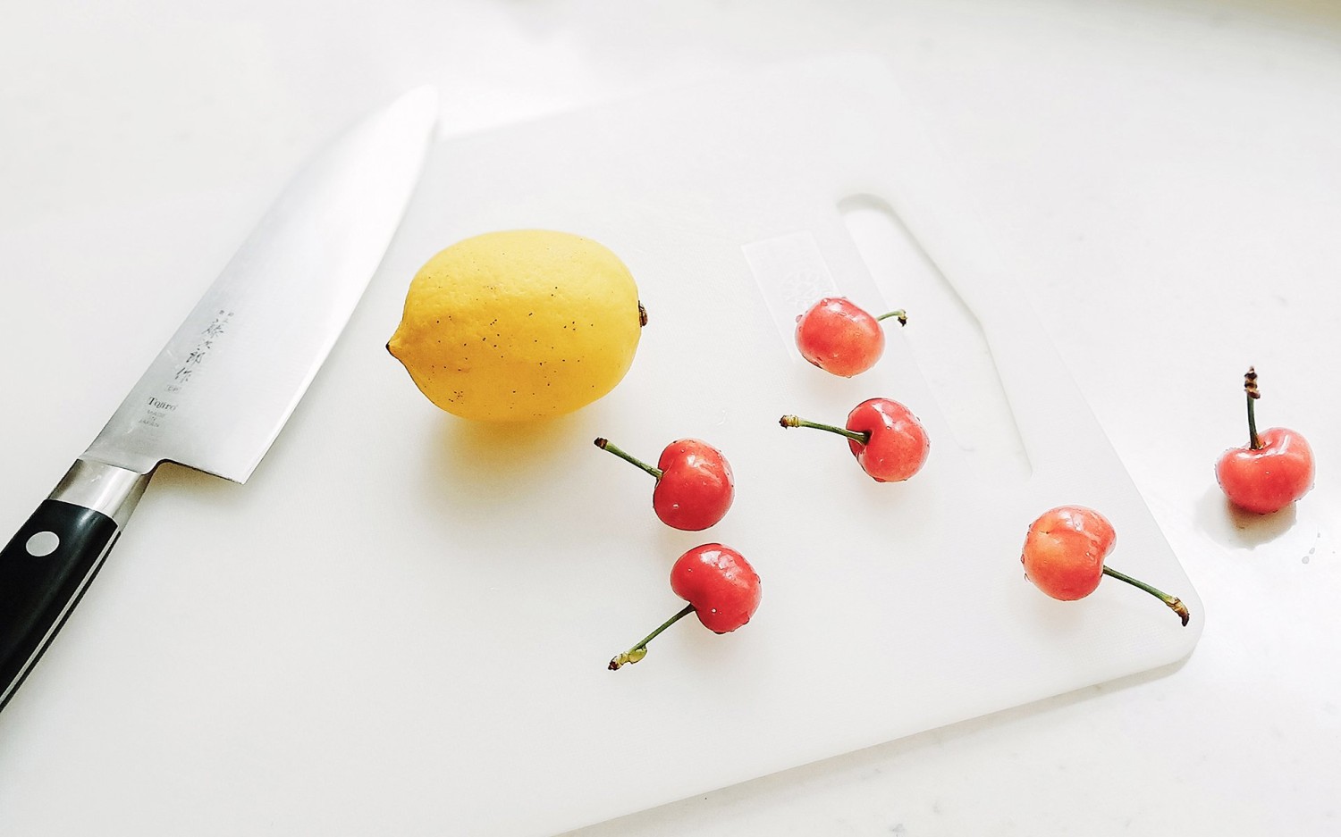 打开TXT，解决，改变读取编码